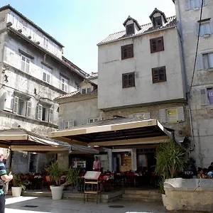 Heart Of The , Split Kroatië